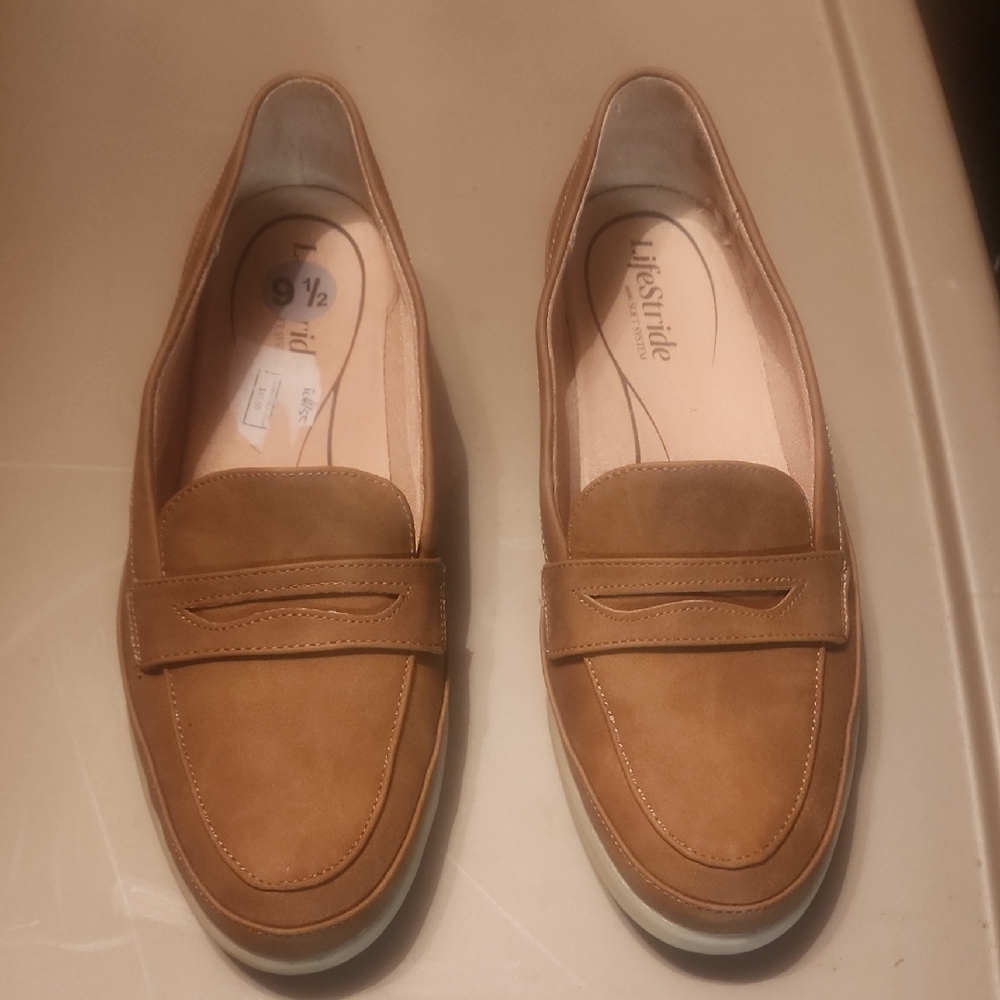 Life Stride Women's Brown Loafers